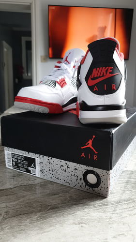 Air Jordan 4 Retro Fire Red 2012 photo review