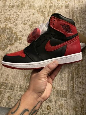 Air Jordan 1 Retro High Banned 2011 photo review