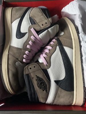 Travis Scott x Air Jordan 1 Retro High OG Mocha photo review