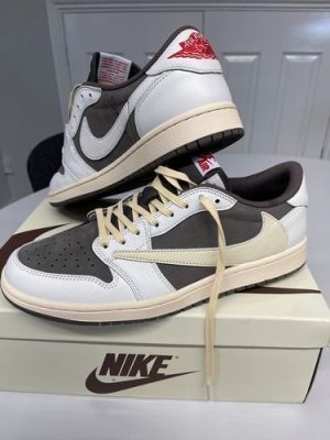 Travis Scott x Air Jordan 1 Low OG Reverse Mocha photo review