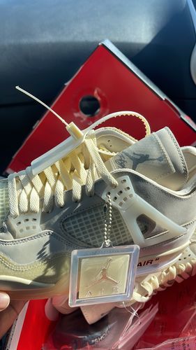 OffWhite x Air Jordan 4 SP Sail photo review