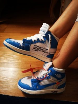 OffWhite x Air Jordan 1 Retro High OG UNC photo review