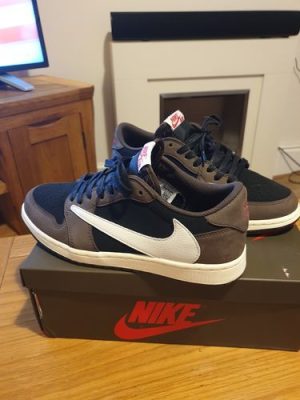 Travis Scott x Air Jordan 1 Low Mocha photo review